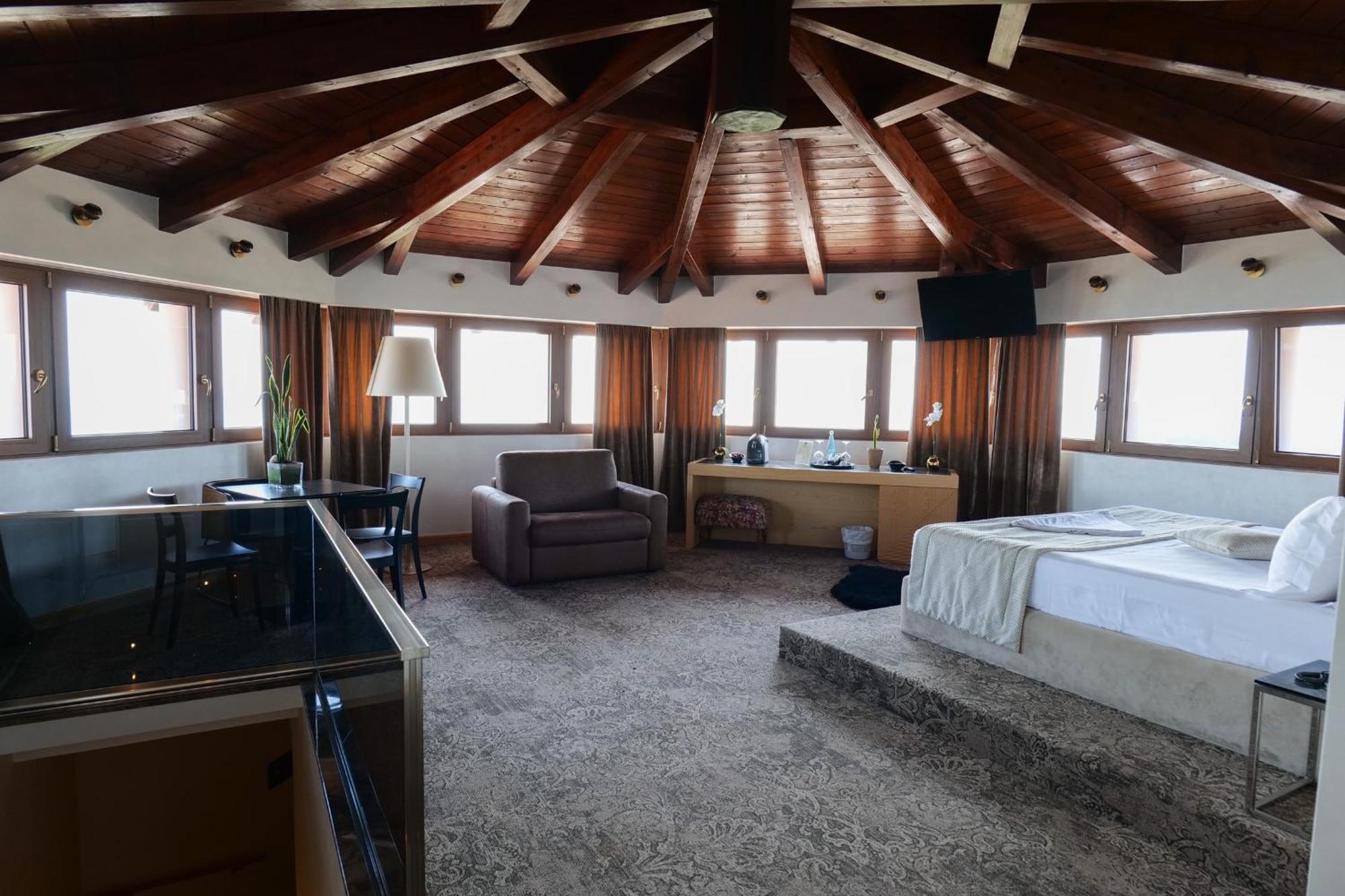 Resort Agroturizem Kodra E Kuajve Škalngur