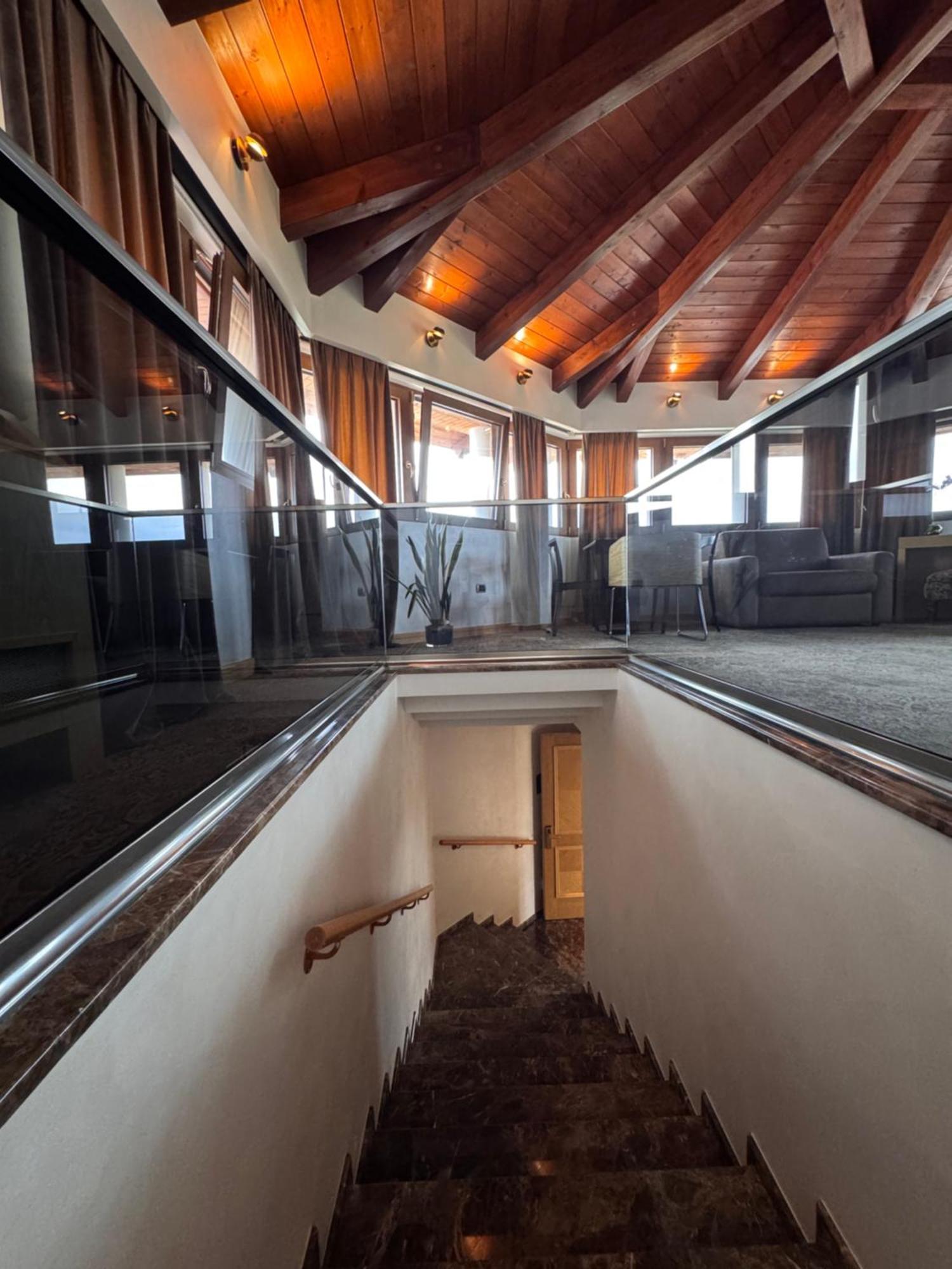 Agroturizem Kodra E Kuajve Resort Shkallnur