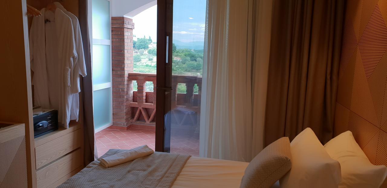 Agroturizem Kodra E Kuajve 4* Škalngur